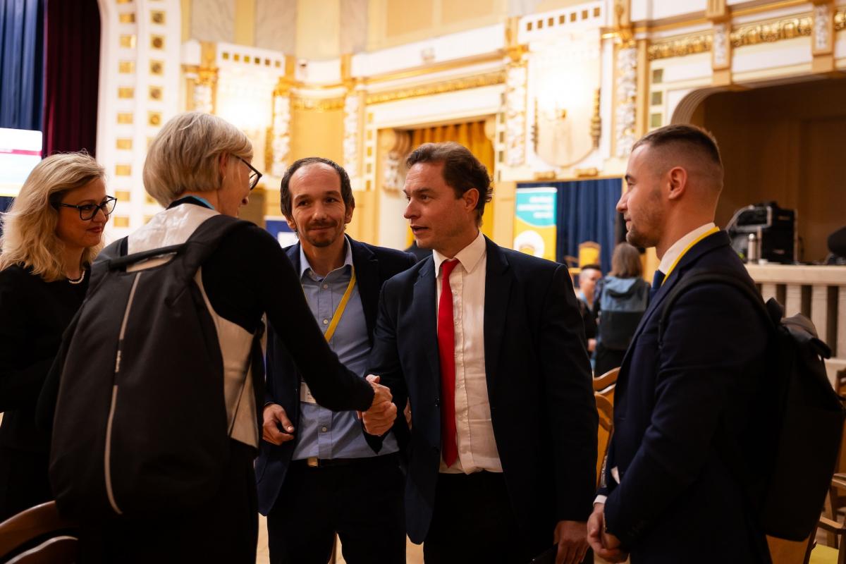 Sieťovanie s prítomnými počas ADF 2024