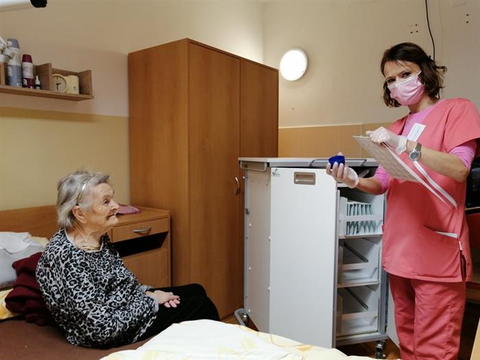 Ružinovský domov seniorov