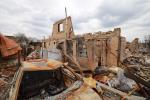 Zbombardovane domy v Buci-Foto Tony Fric April2022